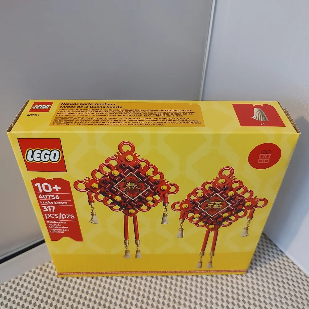 Lego 40756 Lucky Knots Limited Edition NWT Building Toy Set - Picture 2 of 3
